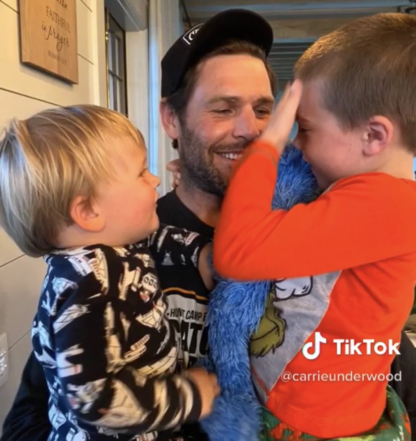 Carrie Underwood Father