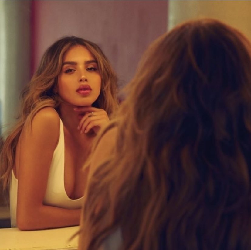 𝑭𝒊𝒏𝒅 𝒚𝒐𝒖𝒓 𝒊𝒏𝒏𝒆𝒓 𝒃𝒆𝒂𝒖𝒕𝒚 ✨