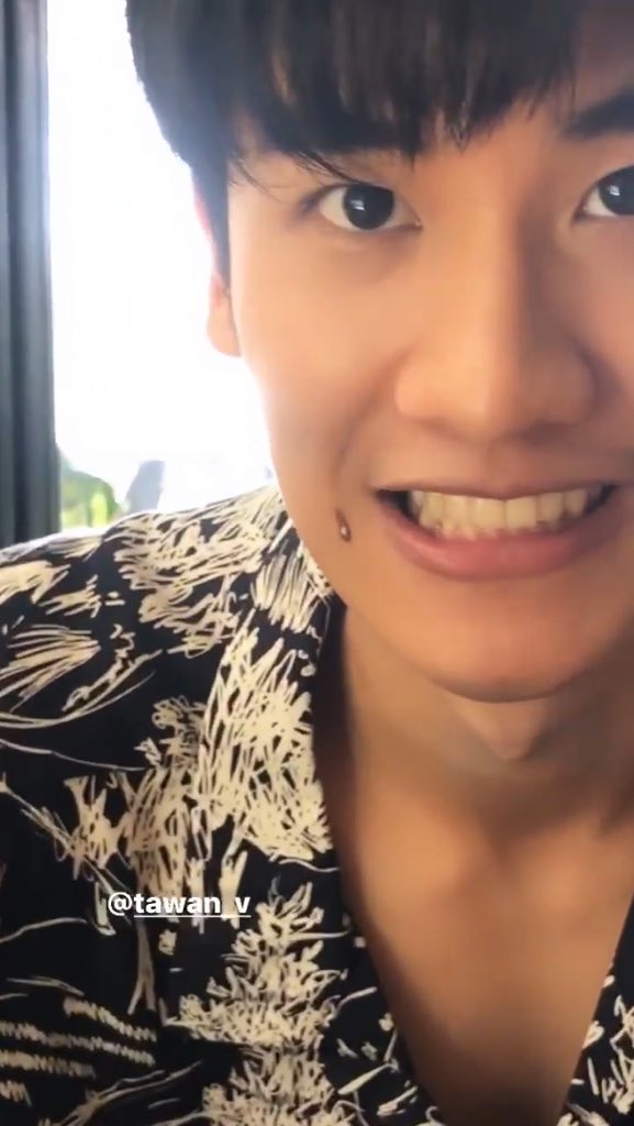 Justtayin's tweet photo. 😬💙 @Tawan_V #โพก้า #ชาวบ้าน #Tawan_V https://t.co/NQVINDwUv6