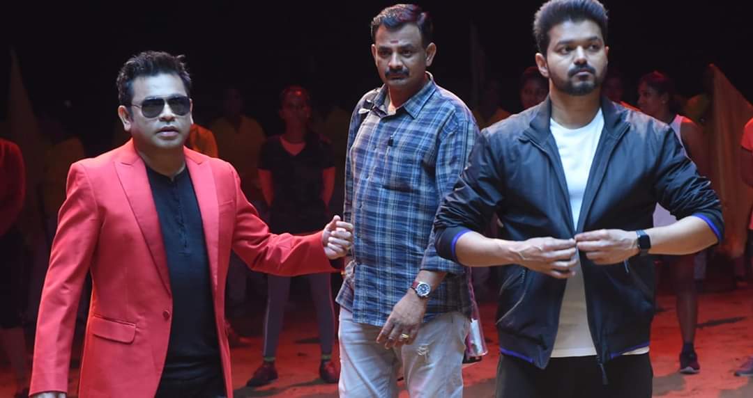GOATMovieOff's tweet image. Thalapathy @actorvijay &amp;amp; @arrahman working still 😍 from BIGIL. #Master #HBDTHALAPATHYVijay