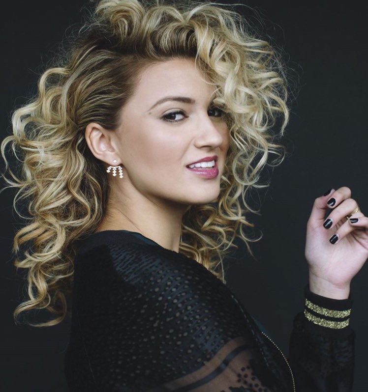 Tori Kelly as fairies thread ˚✧⁎