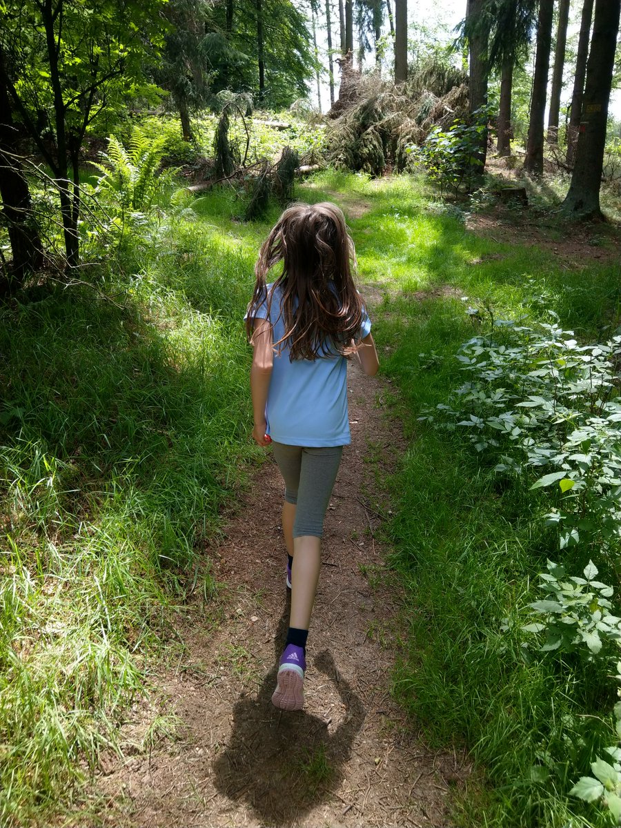 jaeger_d_berge's tweet photo. Schön mit Kind 1.0 den ersten gemeinsamen Trailrun absolviert. Hat nicht nur Papa Spaß gemacht.

#AbNachDraussen #VirtuallyUnited #BEATYESTERDAY https://t.co/M4R7vcXapn