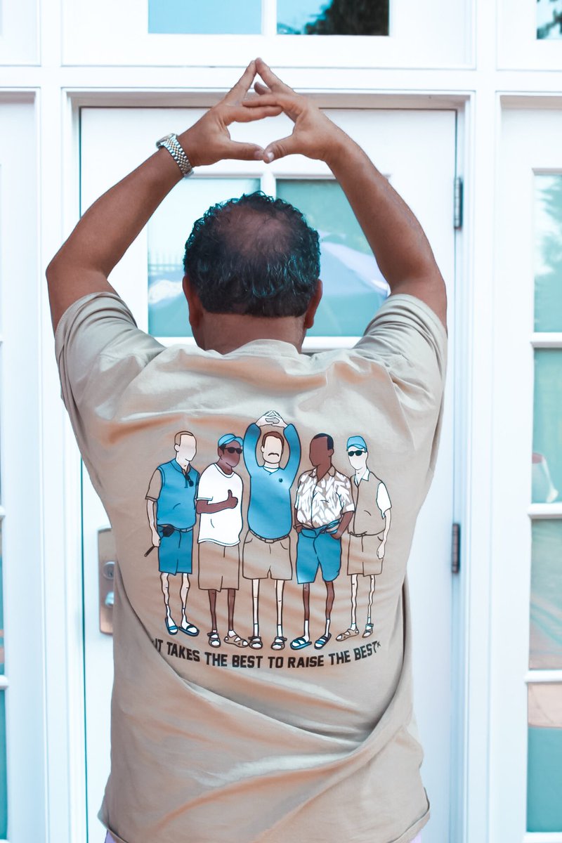 Wishing a very 𝐇𝐀𝐏𝐏𝐘 𝐅𝐀𝐓𝐇𝐄𝐑’𝐒 𝐃𝐀𝐘⁣ to all of our Tri Sigma dads out there! We hope you have an amazing day ♡