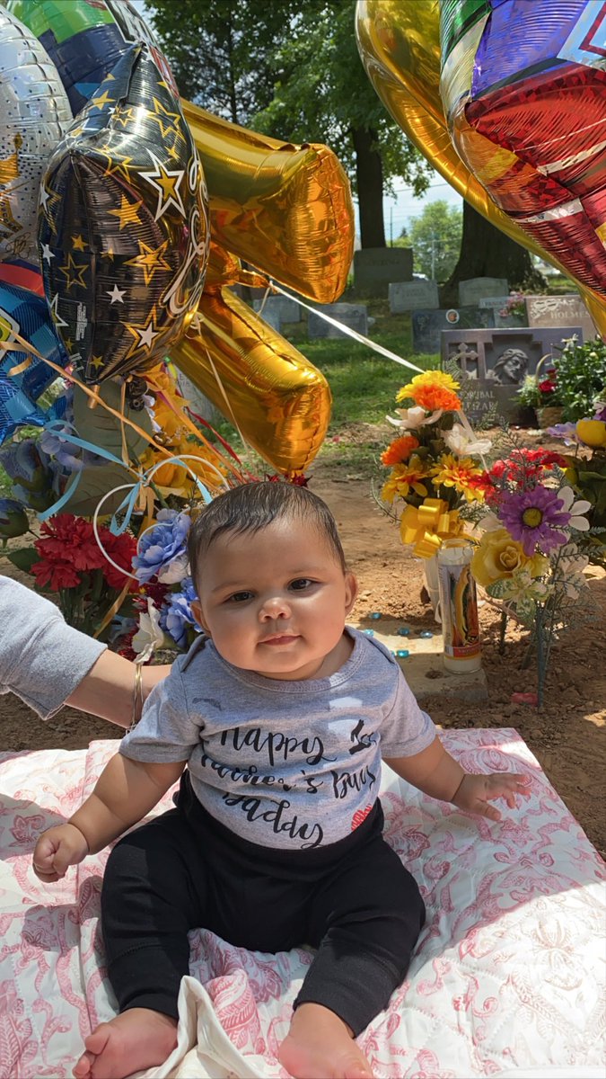 Oh_Shes_Amazing's tweet photo. Happy 1st Father’s Day, We Love you forever and always 🤞🏼💕🥺 https://t.co/yKr6URJr2T