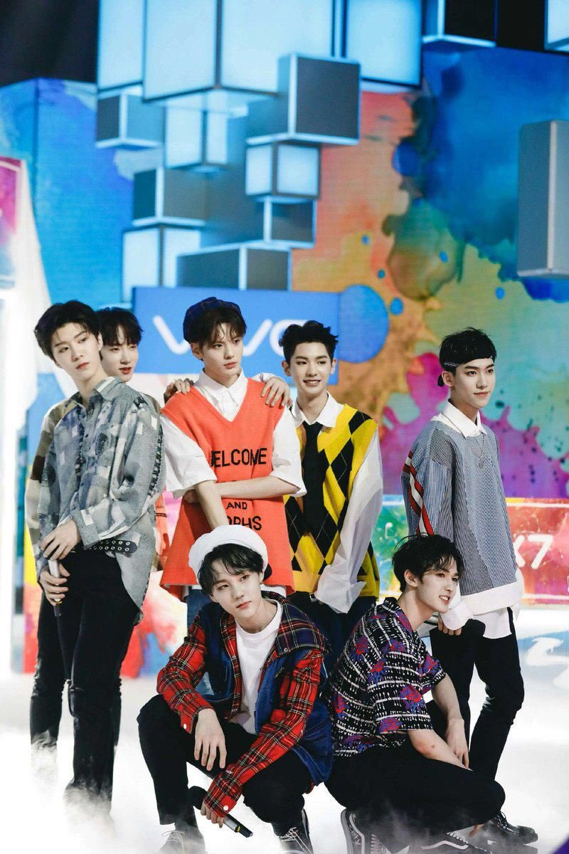 JustinHuangFr's tweet photo. Aujourd’hui on fête les 2 ans de NEX7 🥺
2 ans déjà, 2 ans que les garçons nous apportent de la joie et de la bonne humeur 💕
#乐华七子NEXT成团两周年快乐 #2YearsWithNEX7 https://t.co/J8f6v6Y0l6