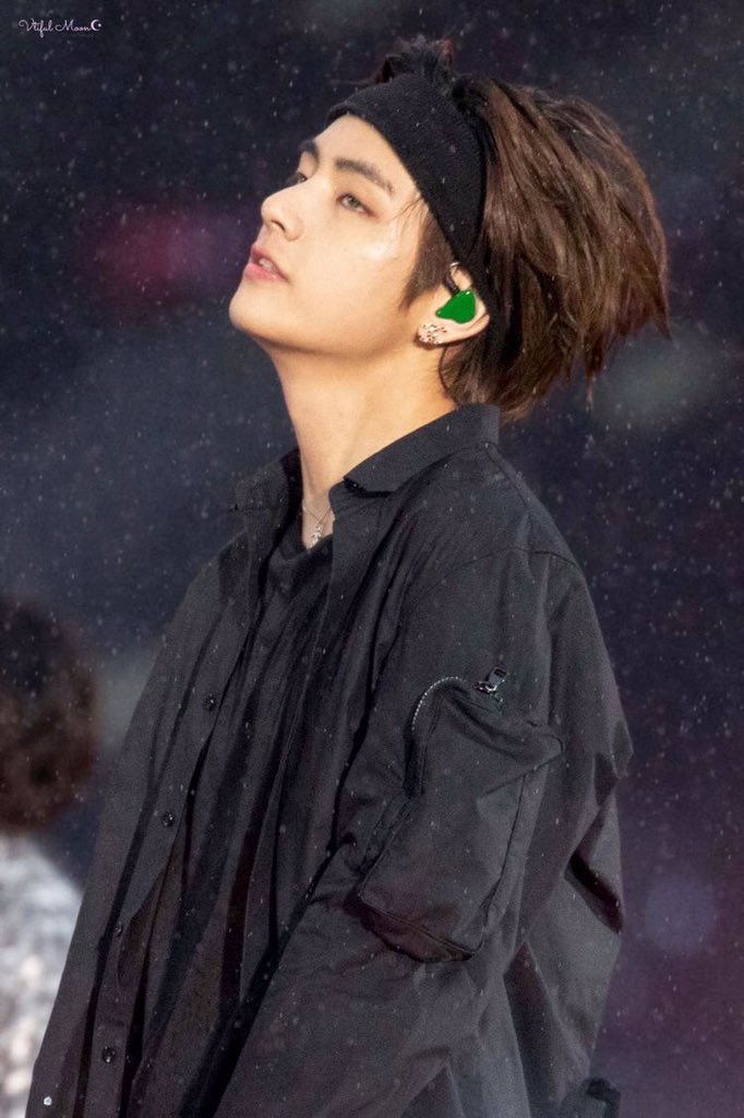 Taehyung being the most powerful member : a thread