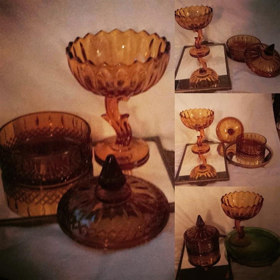 DWedgeCreations's tweet photo. #etsy shop:Vintage Indiana Glass Amber Candy Dishes,Lotus Blossom&amp;Princess Pattern https://t.co/nKwrcj7J4d #princesspattern #vintage #candydish #cookiejar #biscuitjar #lotusblossomglass #indianaamberglass #lotusblossom #indianaglass #depressionglass #midcentury #gold https://t.co/sytUlUJaH4