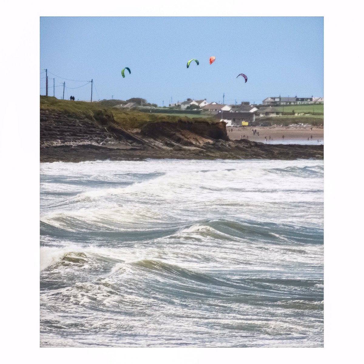 deirdrops's tweet photo. Surf was up at Garretstown beach today.
#WildAtlanticWay #beach #surfsup #Ireland #seascape https://t.co/GkBNartEfS