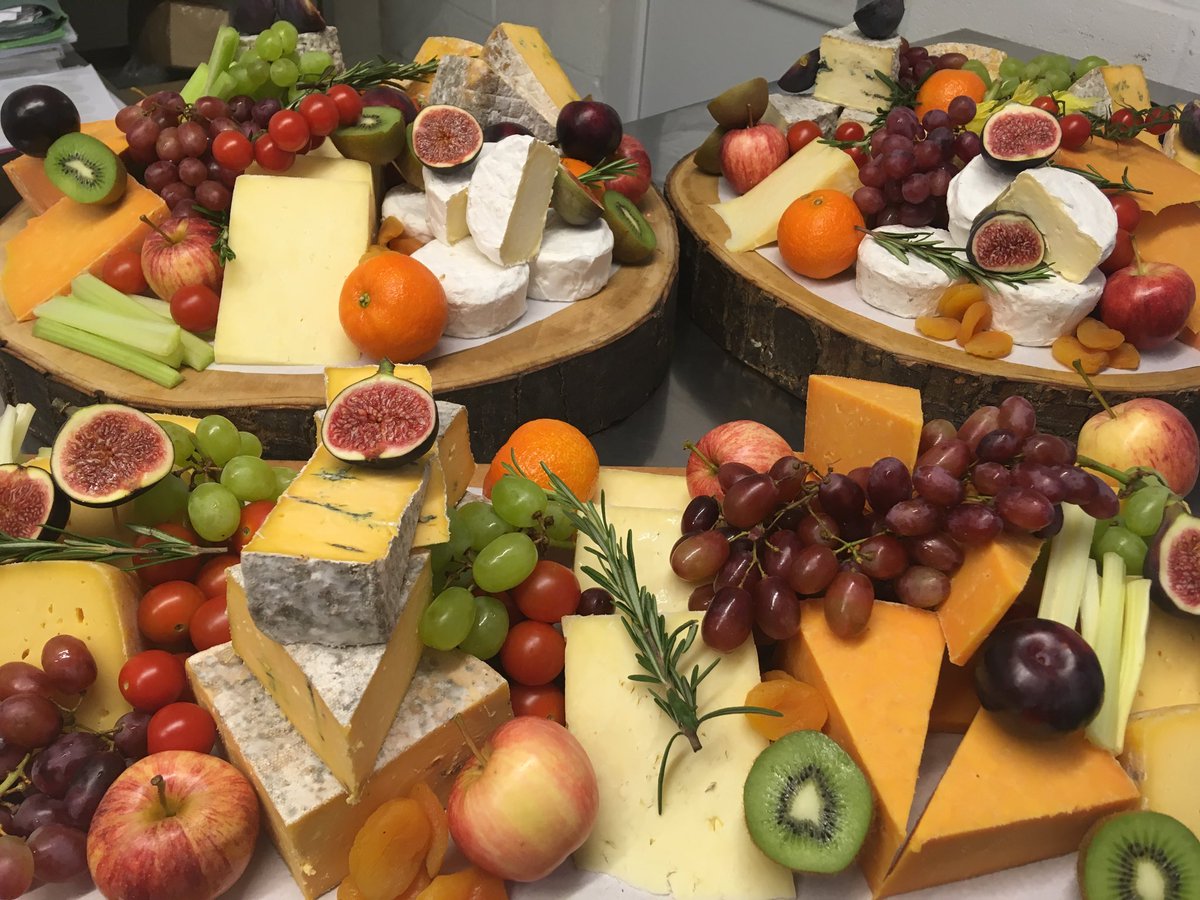 Fancy a cheese board this week? Order your cheese from  parlourmade.co.uk 5 cheeses 🧀 plus a jar of chutney £20 plus  p&amp;p Durham Butter and crackers also available .<a href="/HallEmbleton/">Embleton Hall Dairies</a> <a href="/Jeans_Jams/">Jean Read</a> #SmallBusiness #localfood
