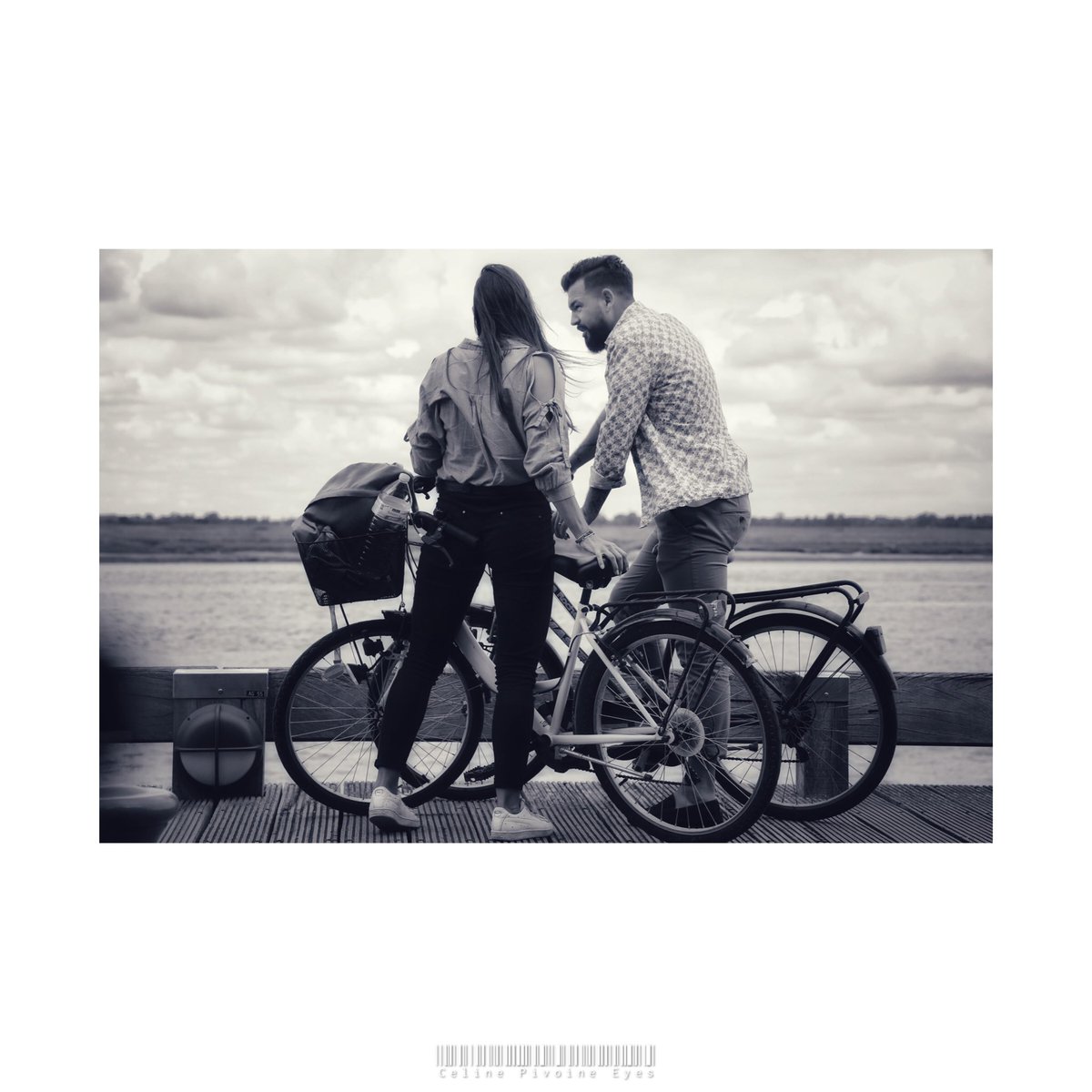 CelineEyes's tweet photo. À la rencontre des promeneurs du dimanche à St Val
.
.
.
#etudiantip #artmajeur #photographe #photo #creativeentrepreneur #destinationphotographer #photographer #femmephotographe #artistsupportpledge #StVal #streetphoto #promeneur #BaieDeSomme #mer #streetphotography https://t.co/XHwKPYs61S