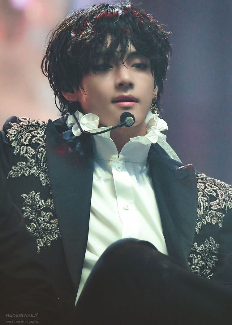 Taehyung being the most powerful member : a thread