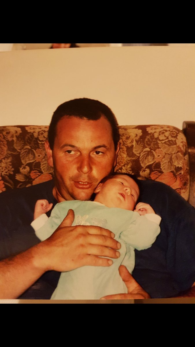 ChampagneJMVF's tweet photo. Happy father's day! The creator of the brand and the last of his 3 children #FatherDay #FathersDay #FeteDesPeres #joyeusefetedesperes #celebration #CelebrateDad #happy #celebrationtime https://t.co/tk6TJxqdBX
