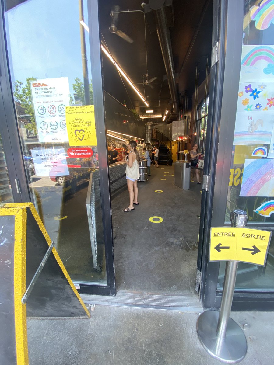 alex_shiri's tweet image. I’m so completely and utterly blazed out of my mind whenever I come into this French bakery and it’s so hard to communicate #olivebread