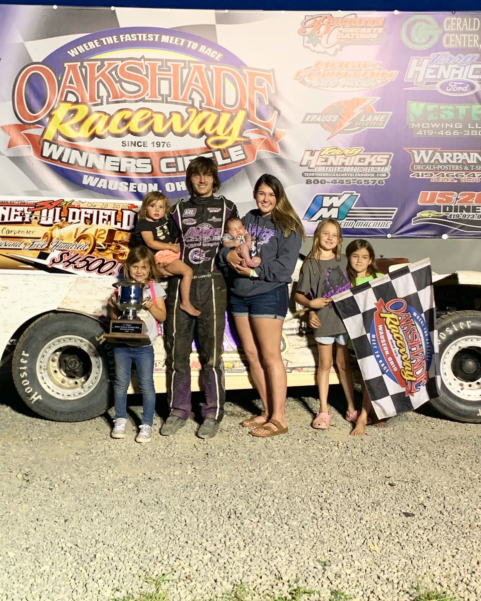 iesha carpenter tweet media