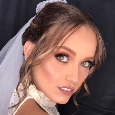 Junekaroline's tweet photo. #NovaFotoDoPerfil https://t.co/2jt1ROntWO