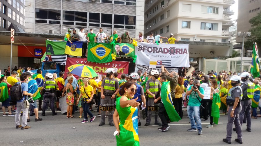 Ver imagem no Twitter