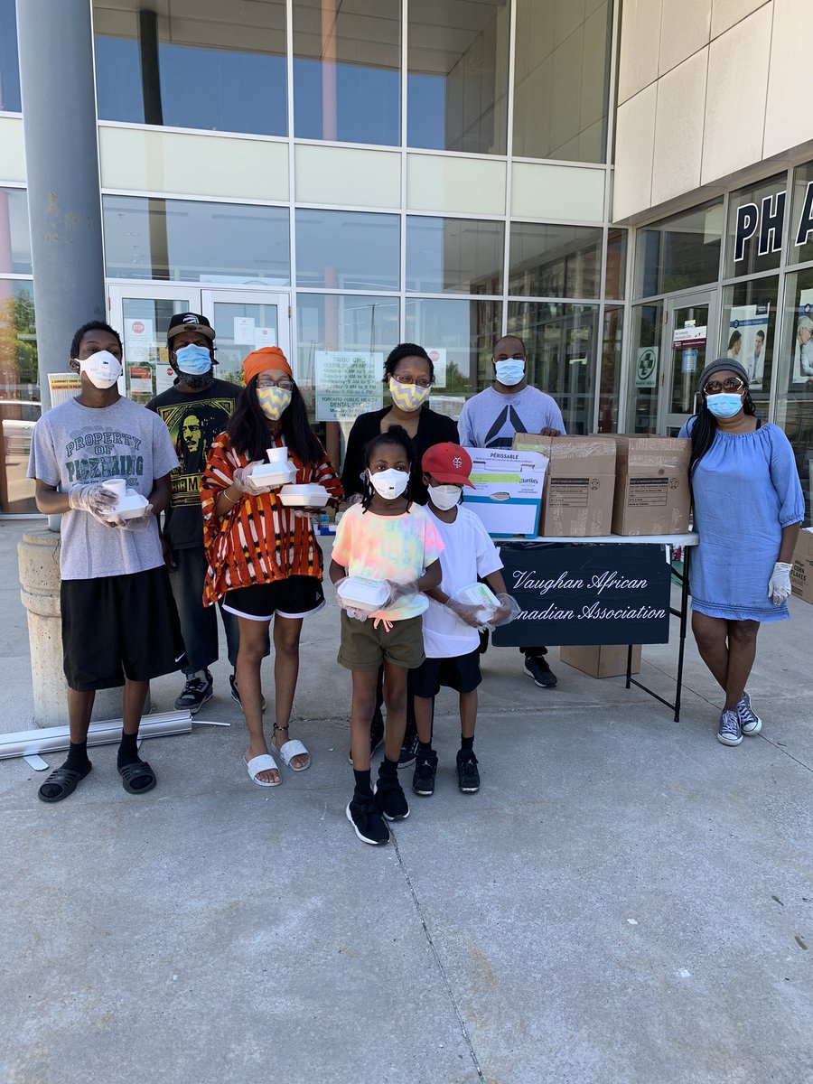 VACAORG's tweet photo. Happy Father’s Day to the fathers with sickle cell anemia holding it down for their families.Thank you @Sflecce @MichaelTibollo @CATALDIFRESH for your donations and Joyce Valentine for delicious Caribbean food for all the families #FathersDay #SickleCell #SickleCellWarriors https://t.co/HeqdLJDv48
