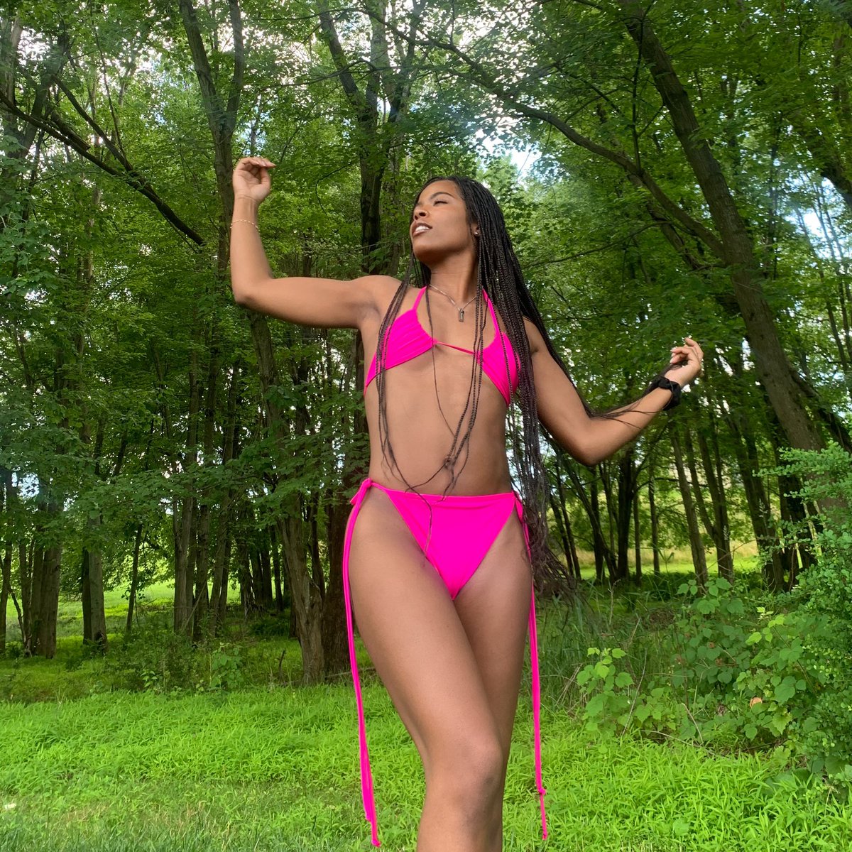 Nicuhhlette's tweet photo. clean chakra good karma🌈🌸🌿🌞 https://t.co/aFPpycIxuk