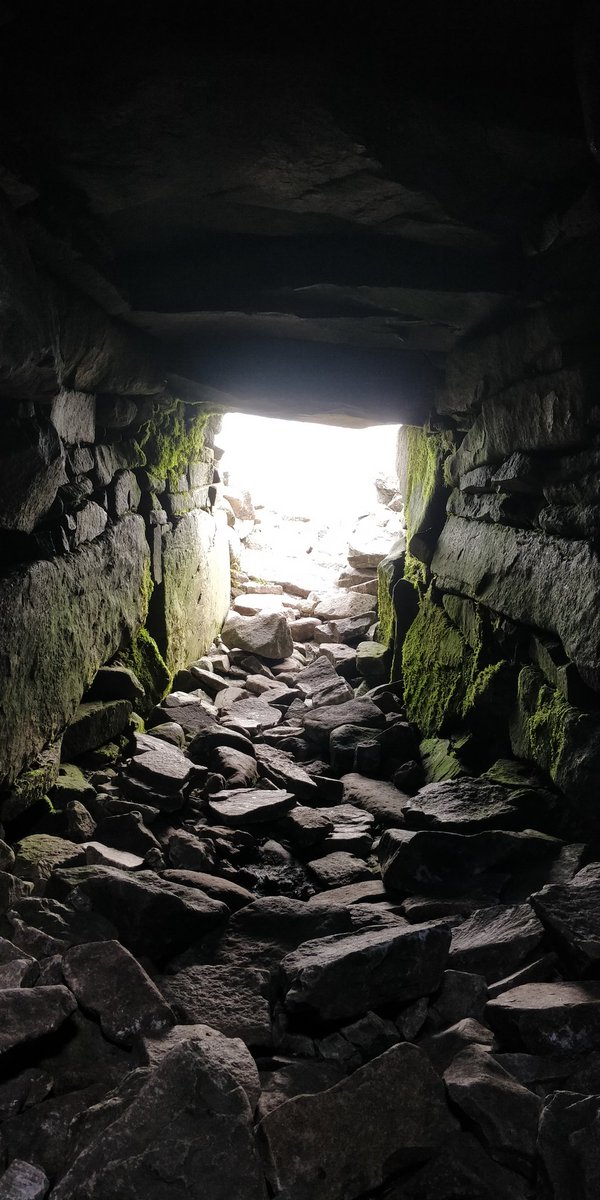 AoifeHerr's tweet photo. Siúlóid álainn suas Sliabh gCuillinn ar #grainstad an tsamhraidh. https://t.co/VA7XD3UgdM
