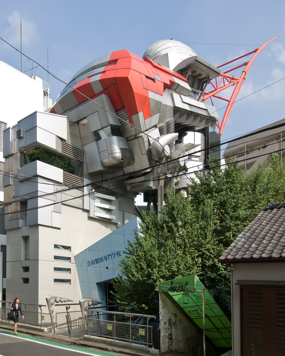 Some more neat Japanese buildings: