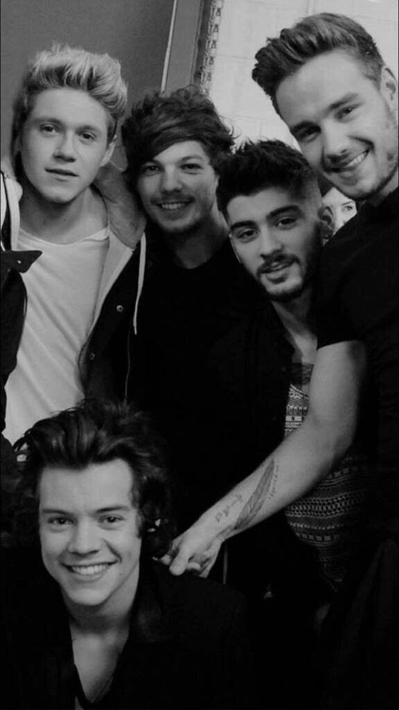 a thread of the boys in b&w;