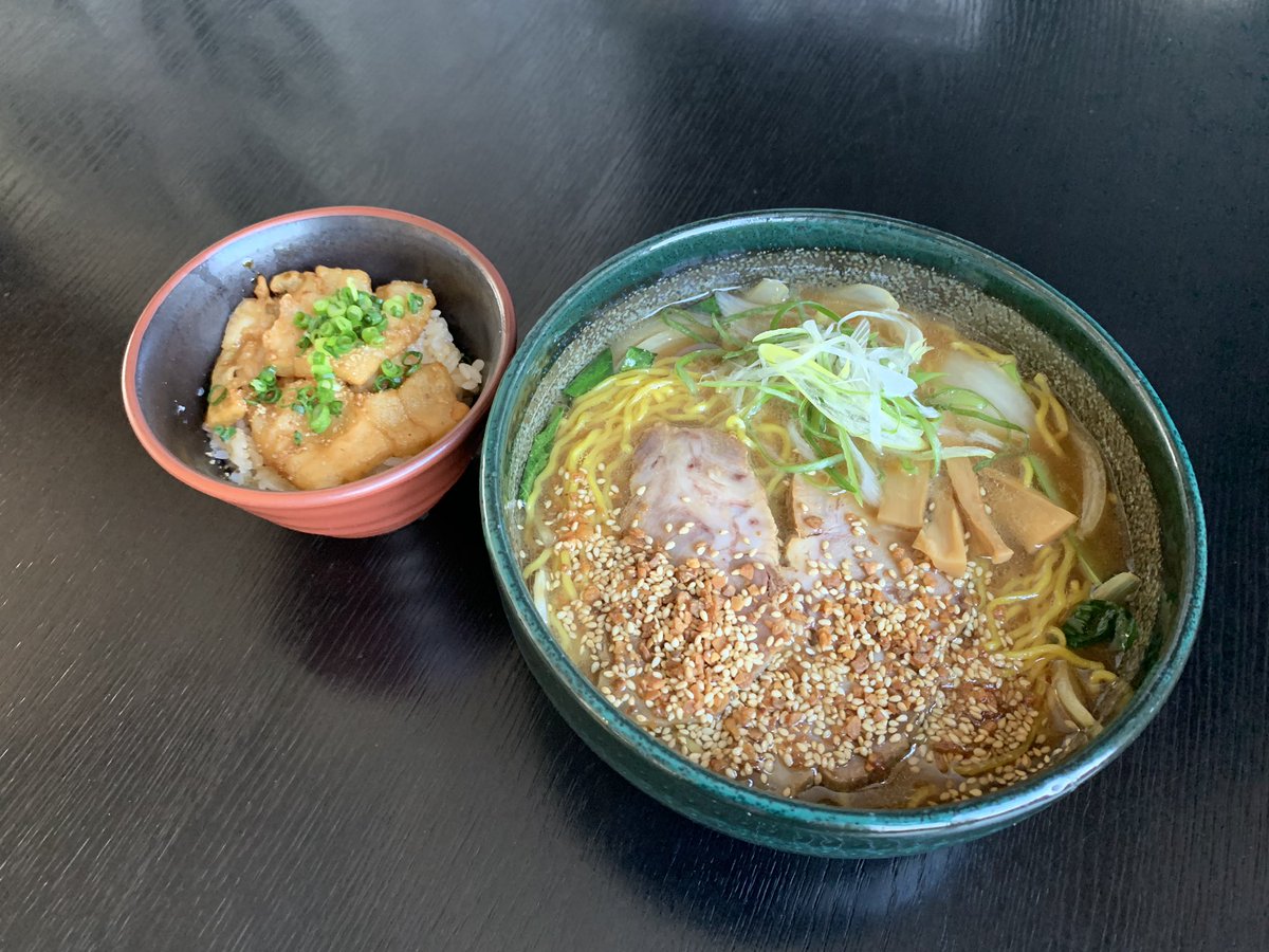 1週間の始まり 平日11 00 17 00はランチセットがお得 通常350円の ぱいくぅ丼 がランチの時間は ミニぱいくぅ丼 となって2 らぁめん銀波露 札幌手稲店 Twitter 2020 06 22 札幌市のラーメン 銀波露 札幌手稲店 札幌のお店 イベント 動画や