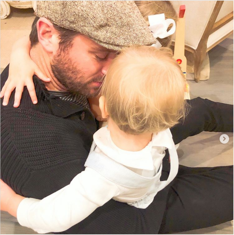 Hugs and Kisses  @armiehammer  #armie  #FathersDay  