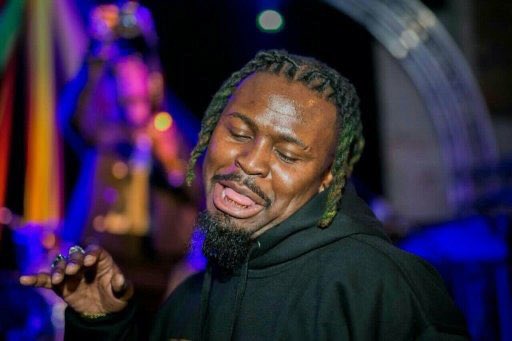 Metsing_BS's tweet photo. #HoshOutNow when God gives you He truly gives His best. @PrinceKaybee_SA is very talent ๐ค๐ฝhate him or love him we canโt deny the fact that this Man is a genius when it comes to music ๐ถ
Hosh e monate! ๐๐ฝ https://t.co/ynS4NiV0Fv