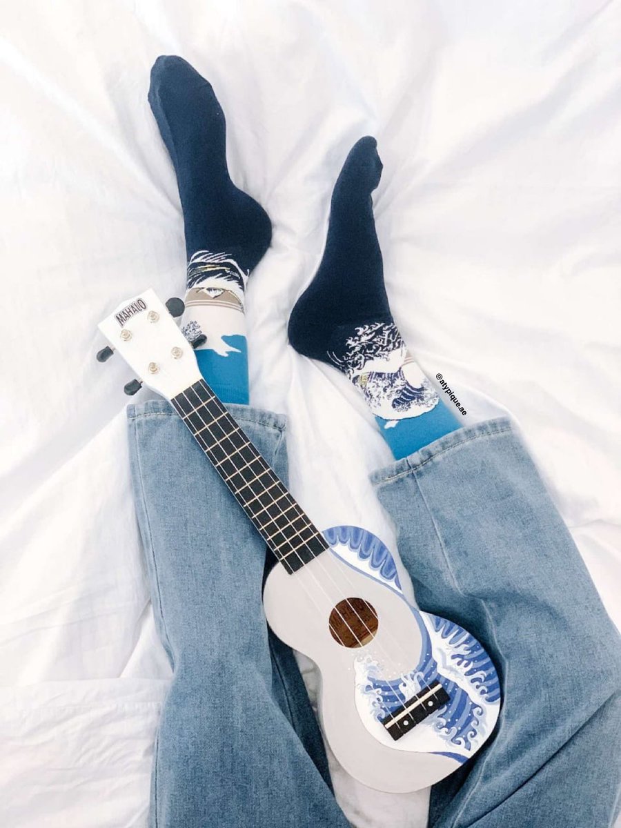 atypique tweet media