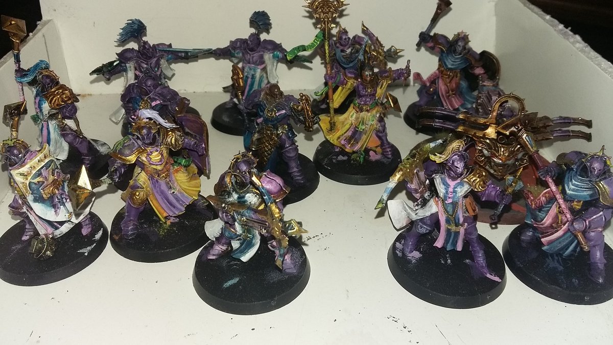 Real_Daipanda's tweet photo. As one last thing before bed. The whole #pridesquad will #Pride away. Because we're in the #WarhammerCommunity too. You are not alone. https://t.co/Qy8ZPY5X6k