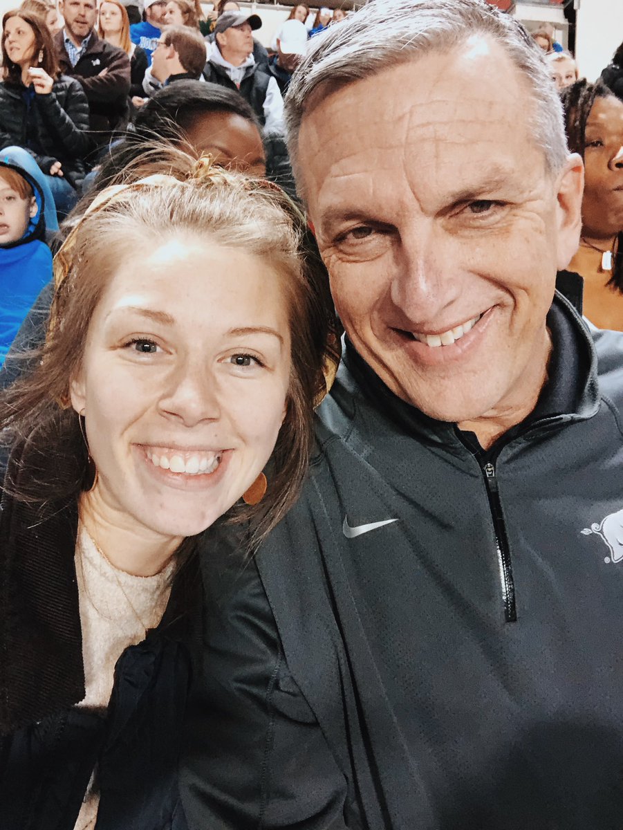 lesley_withrow's tweet photo. Happy Father’s Day to the best dad! Thanking God every day for you! I love you! ❤️ #PapaBear @jdtracy62 https://t.co/K2mshI9m4y