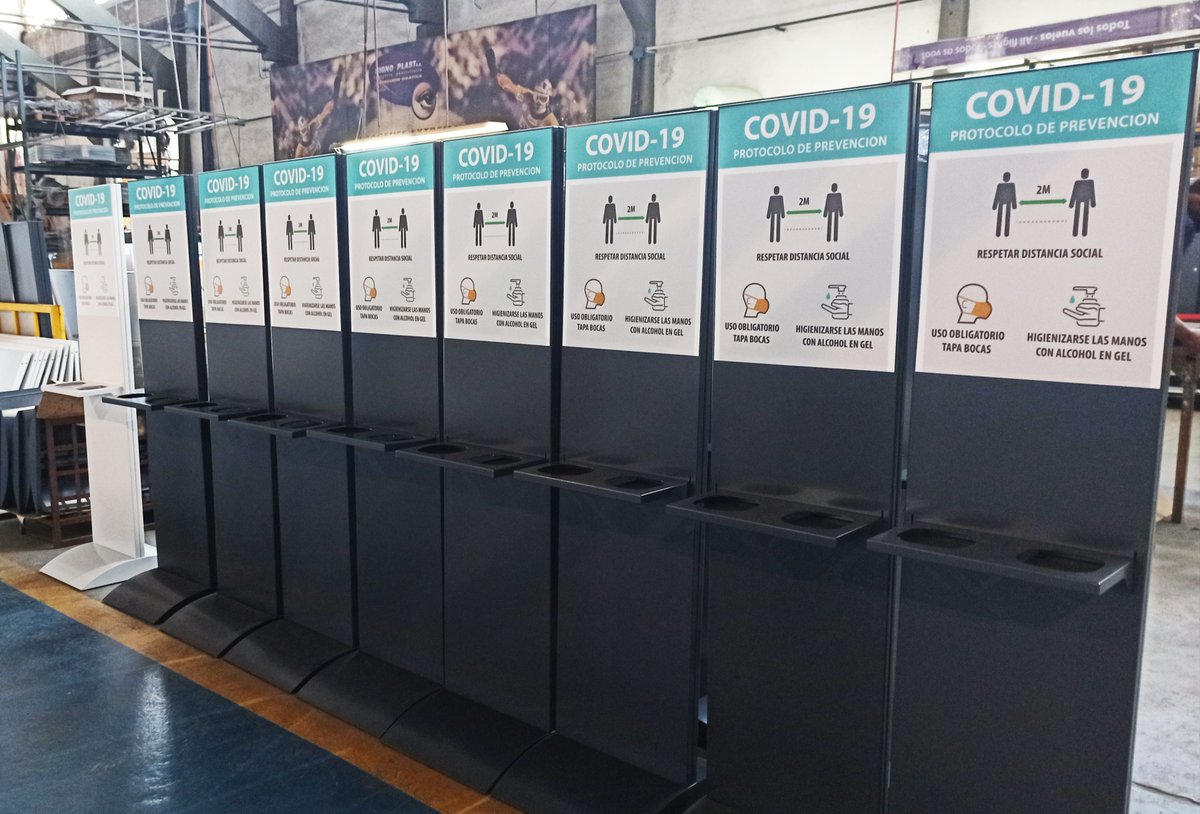 giorgi_debora's tweet photo. ▶️#SignoPlast, de #LaTablada, empezó a producir estaciones sanitizantes donde manos y pies son higienizados simultáneamente.
▶️@metalurgica_ard, de #LomasdelMirador, sumó a su producción una línea de cabinas de sanitización.
¡Un orgullo matancero! @FerEspinozaOK ▪️ https://t.co/ERYwoodUbU