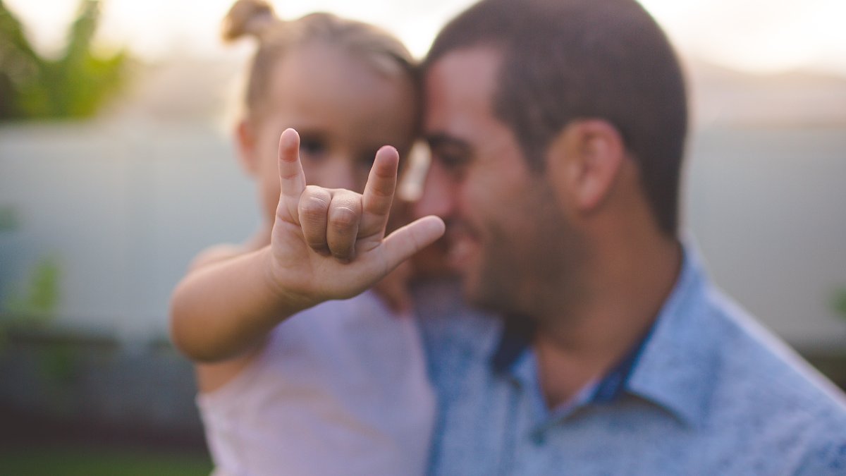 aliofresh's tweet photo. Happy Father's Day to all the rockstar dads out there, from us here at alio.

#fathersdayweekend #fathersdaygifts #giftideas #fathersday #sayhellotoalio https://t.co/oIIbXTTAgK
