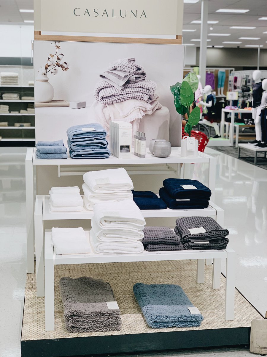 aprovencalvm's tweet photo. #Casaluna 🌿🌷 has made its way to our shelves and guests are LOVING this new collection! If soft fabric, rich colors and crisp scents are your thing- you’ll love the entire #Casaluna collection!  #T2530 #WorkSomewhereYouLove 🎯 https://t.co/clVywWUbGS