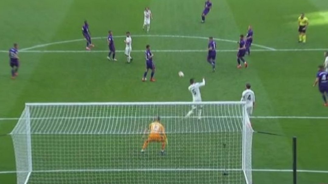 madridissta1902's tweet photo. Cuando le anularon este gol a Modrić por el fuera de juego de Varane obstruyendo la visión del portero nadie dijo nada. A llorar segundones https://t.co/9Oc6MixDHu