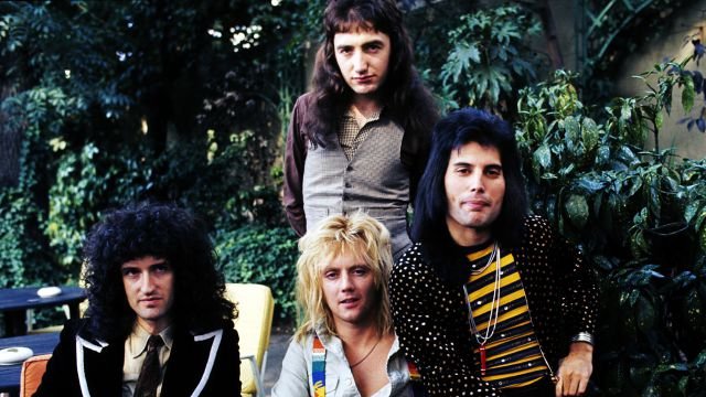 QueenTheLegend2's tweet photo. #Queen
El legado que trasciende a más de una década. El rock que movió y cambió a los 80's #EEOOO https://t.co/8o8MRFjZAx
