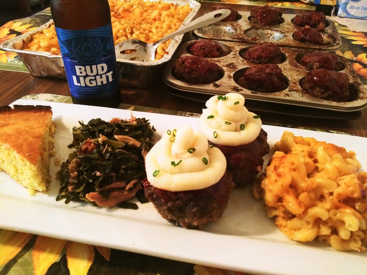 PTiffayna's tweet photo. My husband, one of the simplest men I know, wanted nothing other than some meatloaf as a gift. His Father's Day request is my command! Of course I couldn't just do plain meatloaf; BBQ Meatloaf Cupcakes! 4Cheese Baked Mac Collard Greens w/Turkey Tails. Cinnamon Honey Cornbread!!😋 https://t.co/O9Uvr37hzg