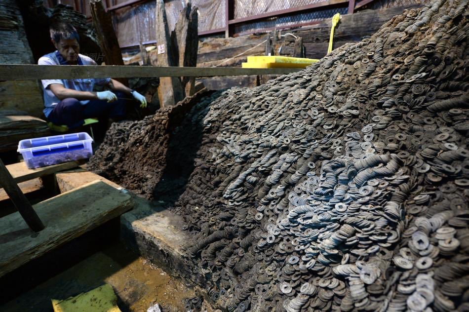 اكتشاف 2 مليون قطعة نقدية قديمة وزنها 10 أطنان من سلالة هان قبل 2200 عام في الصين