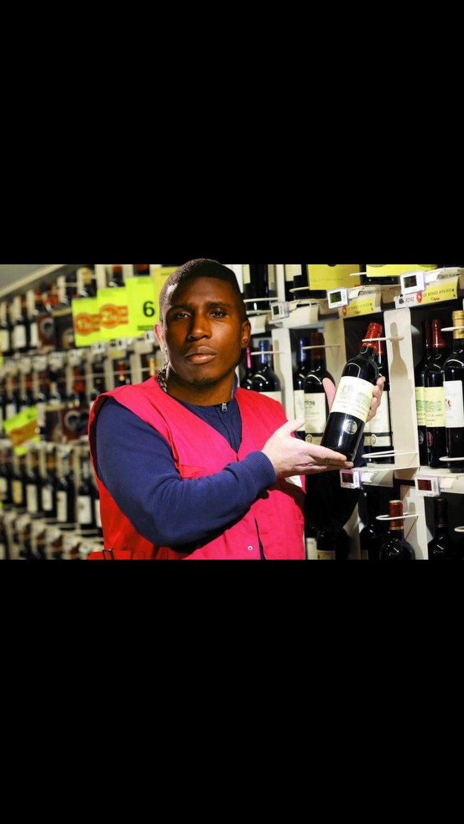 PrigentYann3's tweet photo. « Bien ou quoi ? Tu veux du vin ou quoi ? » https://t.co/sifawgXJ1O