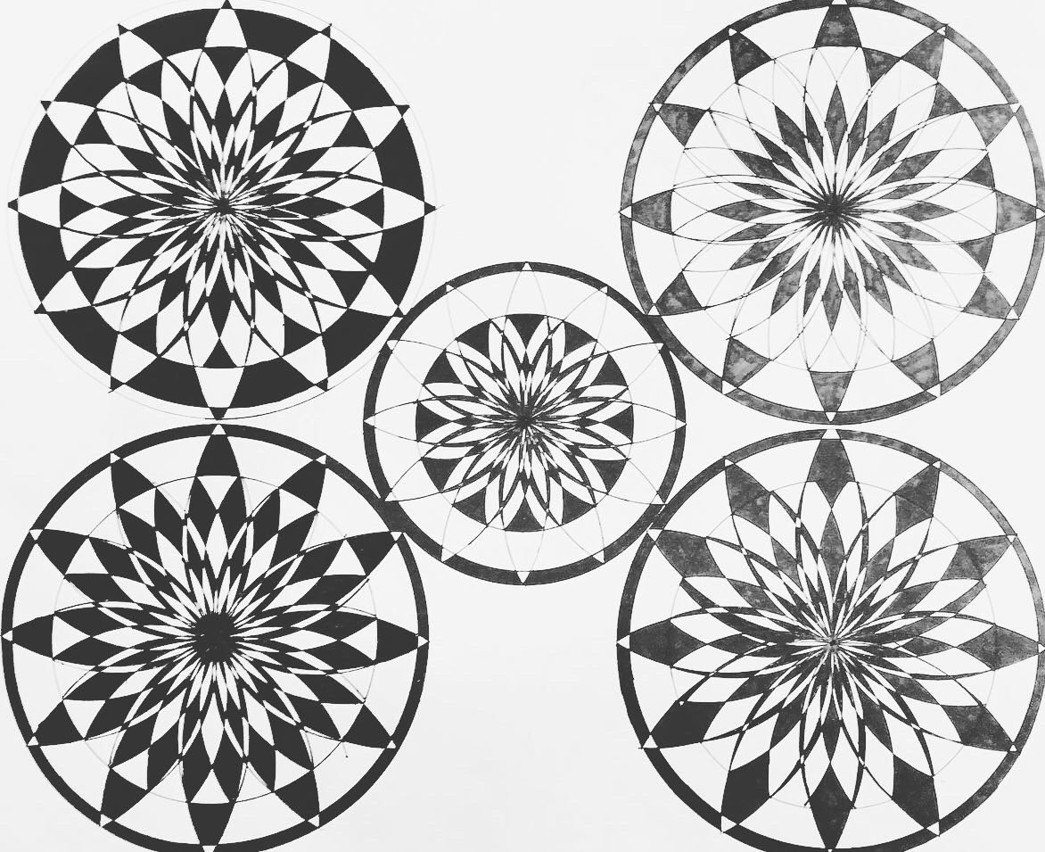 M_Kagerbauer's tweet image. The same but not the same #learntanewskill #drawingforrelaxation #mandala