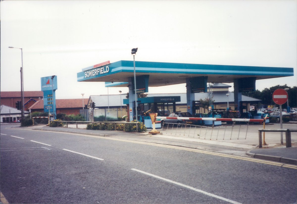 Day 182 of  #petrolstationsSomerfield, Spalding, Lincs 1999  https://www.flickr.com/photos/danlockton/15650158183  https://www.flickr.com/photos/danlockton/16269590612This was near the Chatterton Water Tower in the centre of Spalding—but does anyone know where exactly? There's a  @sainsburyarch nearby now, but site looks a bit different