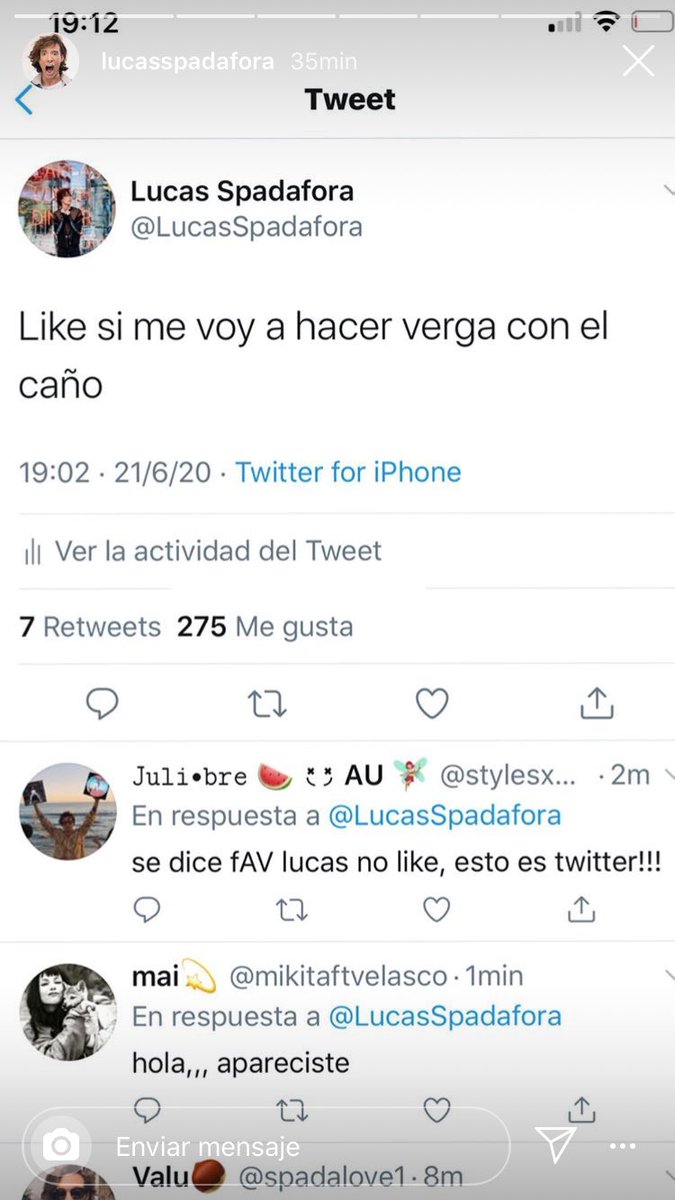 Cataaspadafora's tweet image. alguien me explica pq lucas tiene desactivado el modo oscuro de tw, dice like en vez de fav y encima tiene activadas las mayúsc jajdjsjakakdks
