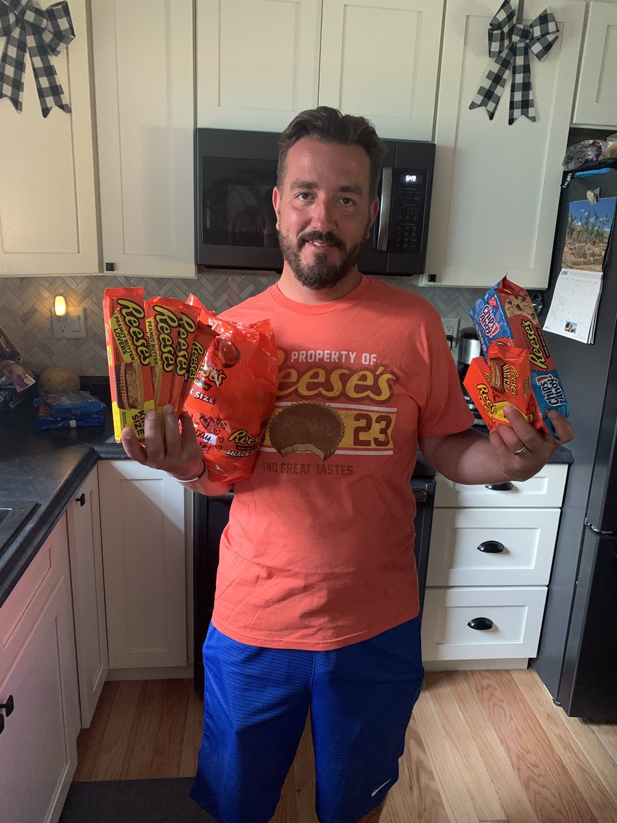 I think it’s safe to say he had a great Father’s Day <a href="/Hersheys/">HERSHEY'S</a> <a href="/HersheyCompany/">The Hershey Company</a> <a href="/reeses/">REESE'S</a>