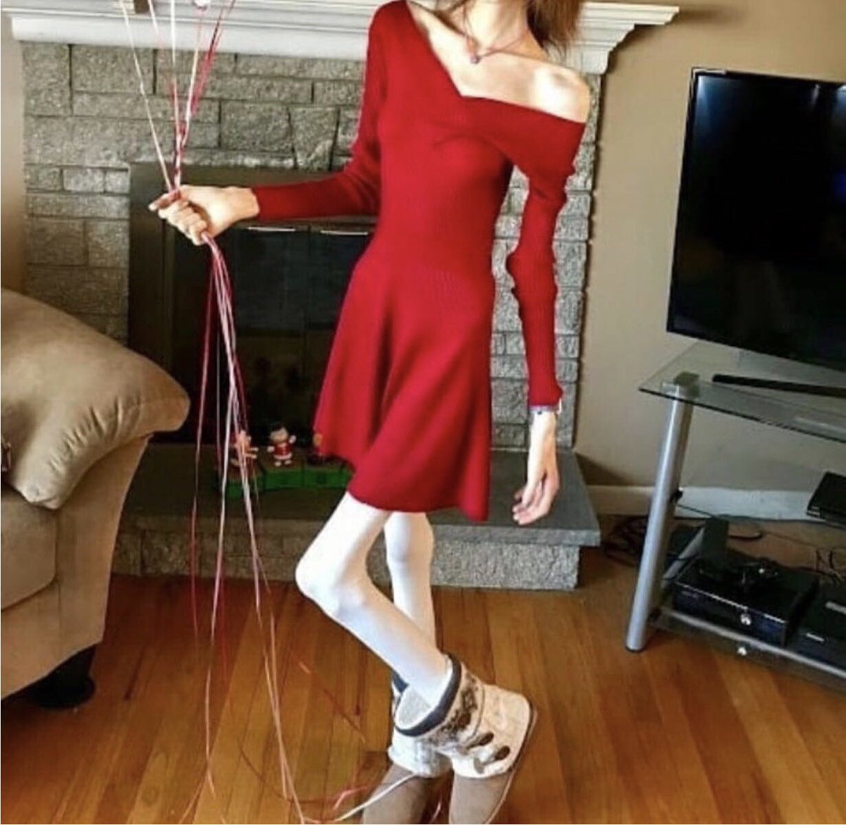 to_the_bone19's tweet photo. NOT MY PICTURES 
Absolute body goals 😍 I have such a long way to go to even look half like this

 #anorexia #anorexic #bodygoals  #thinspo #anorexic #anorexia #needtolooseweight #weightlossjourney #weightlossjourney #EDtwt https://t.co/ZLZSSZvtuC