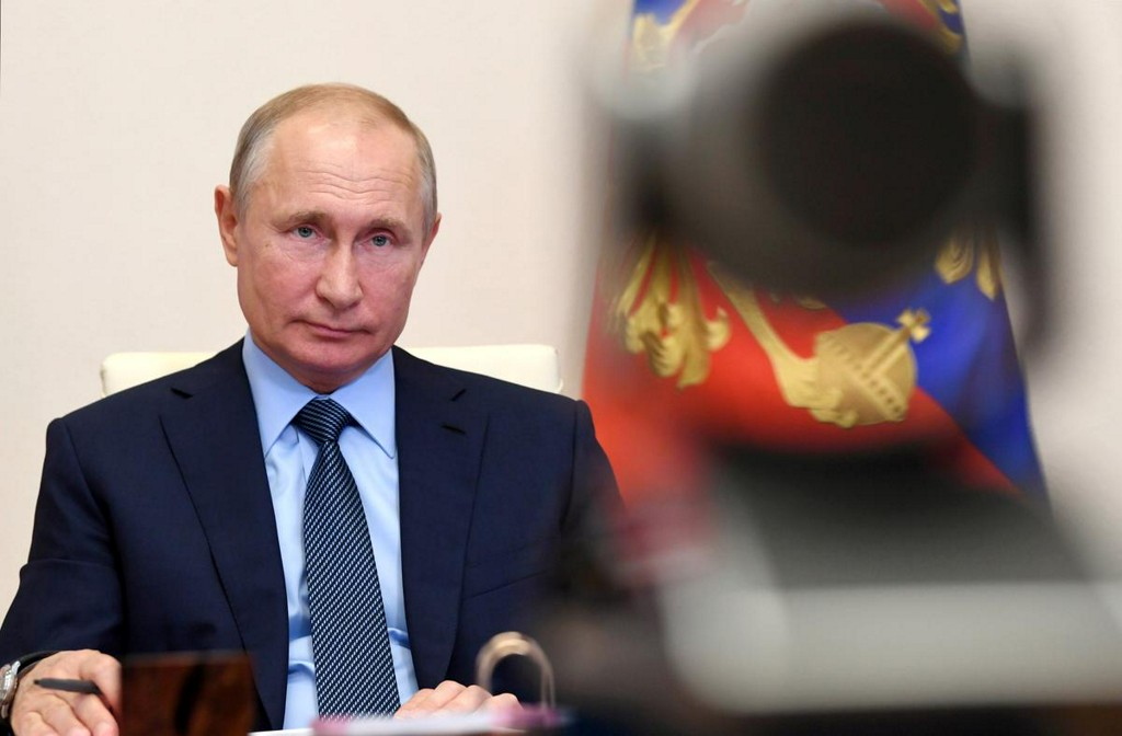 EbEqkrbXgAE5sKX?format=jpg&name=medium