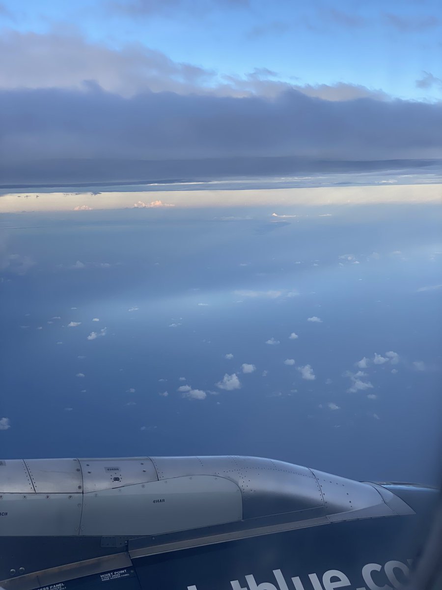captgalvin's tweet photo. @JetBlue thanks for lift from #boston back to #Florida  #smoothride #jetblue https://t.co/PsqNqdoK9h