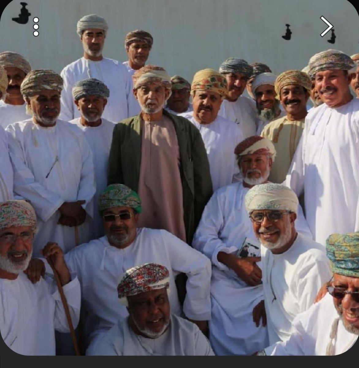 YousufAl_Hooti's tweet photo. هؤلاء الرجال البواسل هم من أسسوا #شرطة_عمان_السلطانية  فلهم منا كل التقدير والاحترام ، حفظكم الله أبطال #عمان  ورحم  من رحل عنا وعلى رأسهم أخي المغفور له بإذن الله المقدم علي بن عبدالكريم الهوتي . https://t.co/fsmy8CBDaK