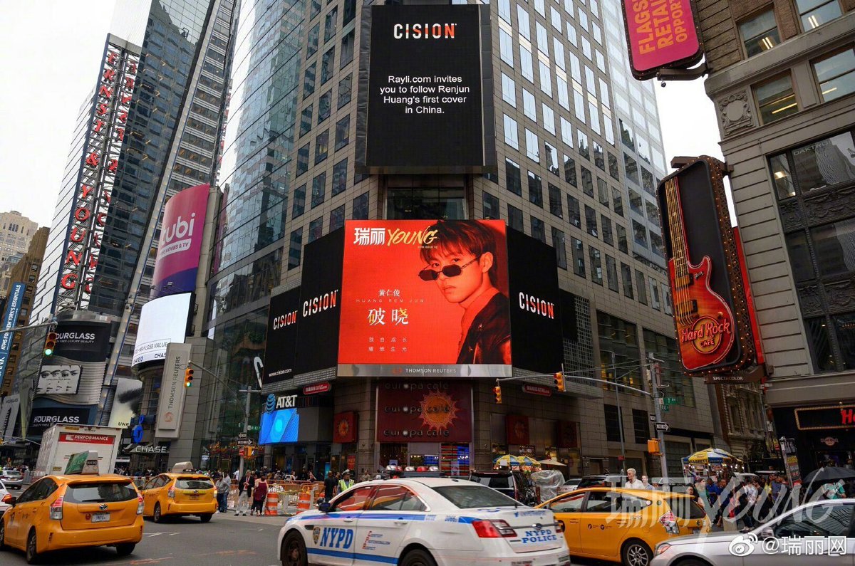 his first solo magazine cover sold 107k+ copies! renjuns cover set yhe highest emag sales for RayLi Young at its release and we were able to get a times square ad for selling 100k copies