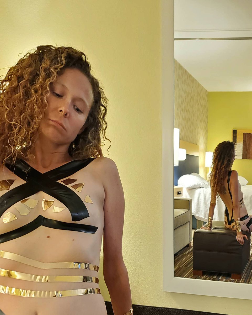 UncleR1ko's tweet photo. Hello,
We are a group of individuals who conduct body art on individuals bodies with tape. If this is something you think might interest you, please let us know. Please check out or Instagram page for more of our Lavish work. Hope to hear from you soon! #Houston #htown https://t.co/Wn1xIztpJi