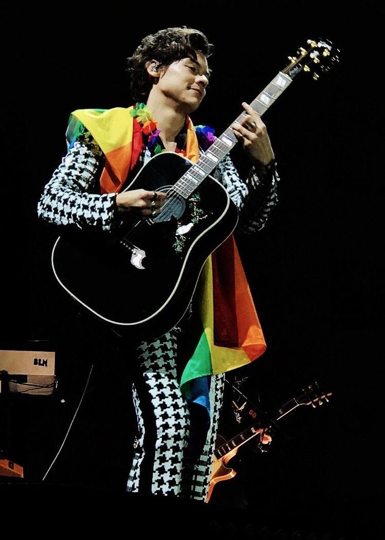 harry styles live on tour, barcelonamarch 30, 2018a thread ;
